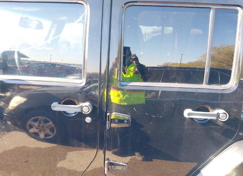 Photo 14 of 2007 Jeep Wrangler UNLIMITED SAHARA (VIN 1J4GA59117L209528)