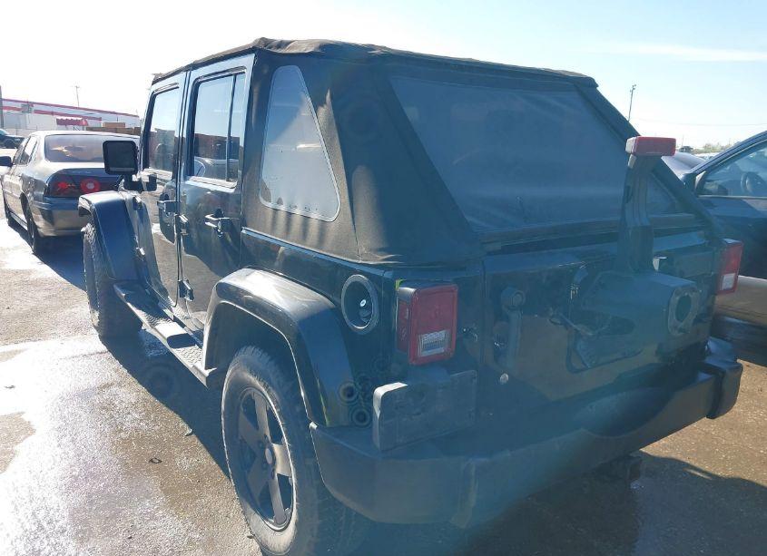 Photo 3 of 2007 Jeep Wrangler UNLIMITED SAHARA (VIN 1J4GA59117L209528)