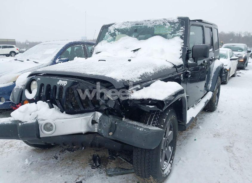 Photo 2 of 2008 Jeep Wrangler UNLIMITED SAHARA (VIN 1J4GA59118L553927)