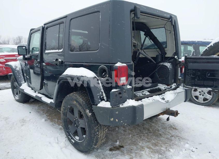 Photo 3 of 2008 Jeep Wrangler UNLIMITED SAHARA (VIN 1J4GA59118L553927)