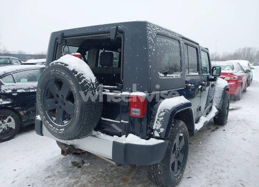 Photo 4 of 2008 Jeep Wrangler UNLIMITED SAHARA (VIN 1J4GA59118L553927)