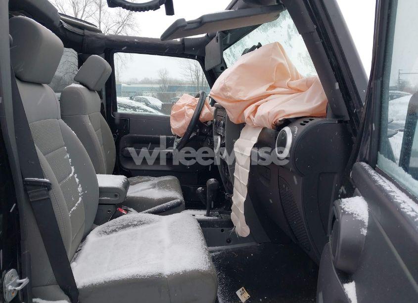 Photo 5 of 2008 Jeep Wrangler UNLIMITED SAHARA (VIN 1J4GA59118L553927)