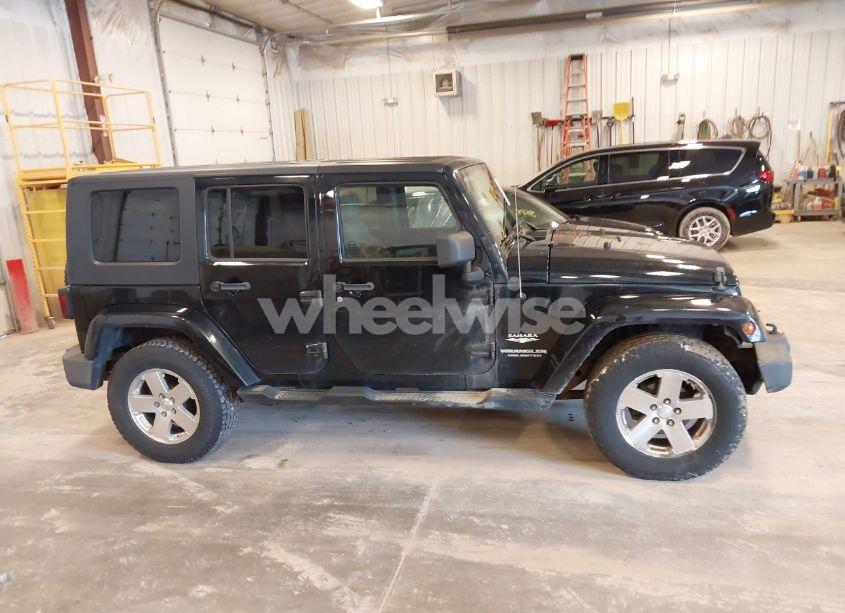 Photo 13 of 2008 Jeep Wrangler UNLIMITED SAHARA (VIN 1J4GA59118L634166)