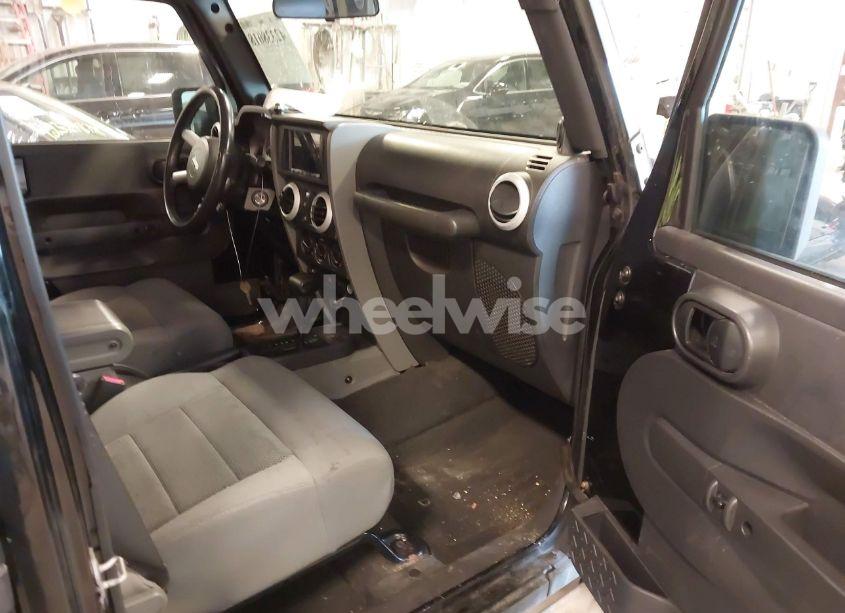 Photo 5 of 2008 Jeep Wrangler UNLIMITED SAHARA (VIN 1J4GA59118L634166)