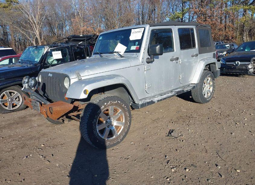 Photo 2 of 2007 Jeep Wrangler UNLIMITED SAHARA (VIN 1J4GA59127L186048)