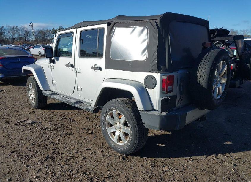 Photo 3 of 2007 Jeep Wrangler UNLIMITED SAHARA (VIN 1J4GA59127L186048)