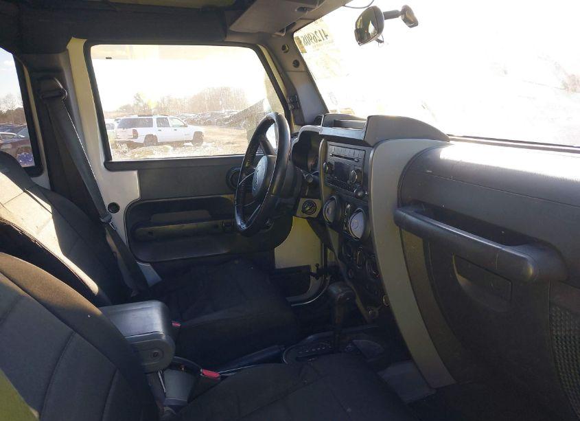 Photo 5 of 2007 Jeep Wrangler UNLIMITED SAHARA (VIN 1J4GA59127L186048)