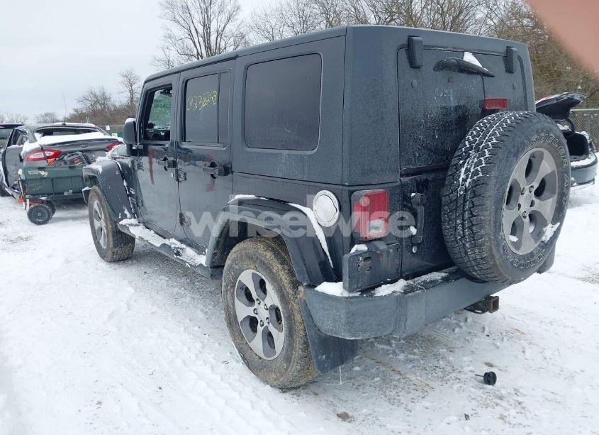 Photo 3 of 2007 Jeep Wrangler UNLIMITED SAHARA (VIN 1J4GA59127L208551)