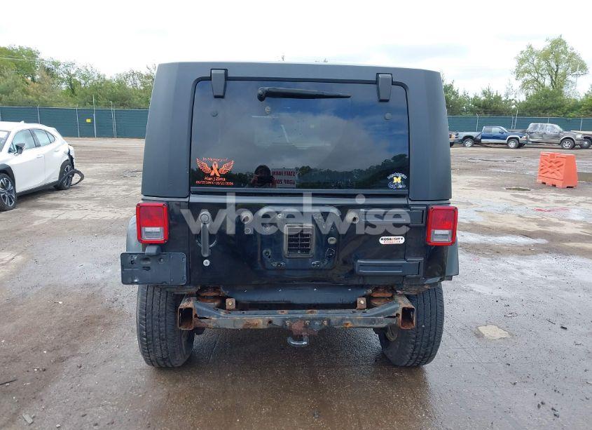 Photo 17 of 2008 Jeep Wrangler UNLIMITED SAHARA (VIN 1J4GA59128L512626)