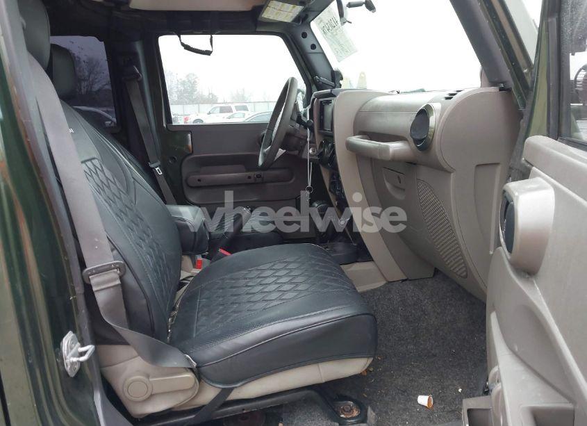 Photo 5 of 2008 Jeep Wrangler UNLIMITED SAHARA (VIN 1J4GA59138L536241)