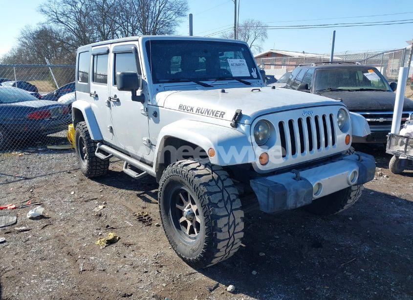 2008 Jeep Wrangler UNLIMITED SAHARA (VIN 1J4GA59138L594642) main photo