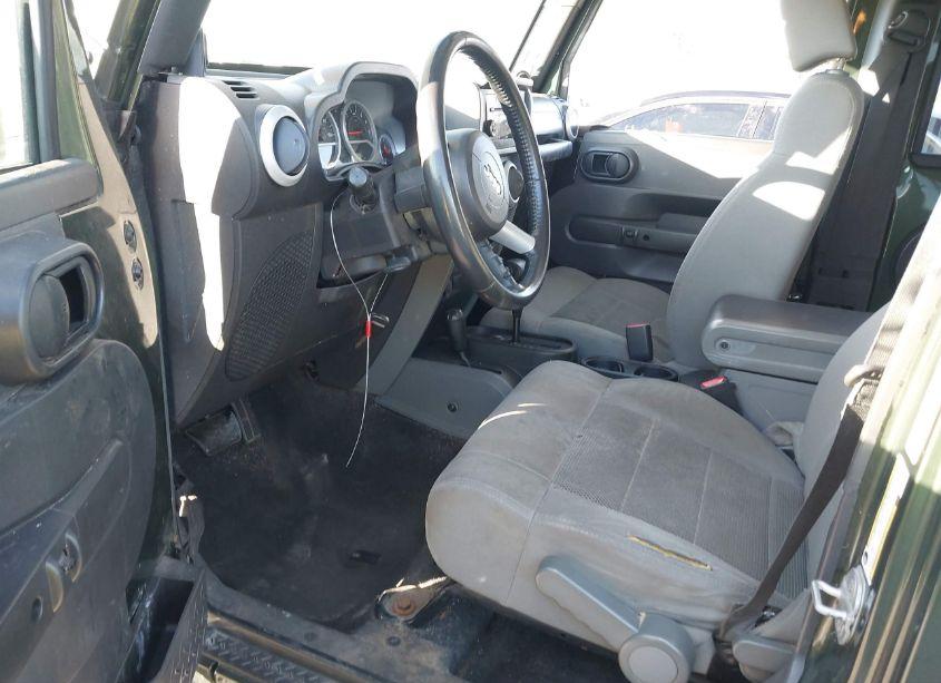 Photo 5 of 2008 Jeep Wrangler UNLIMITED SAHARA (VIN 1J4GA59138L604490)