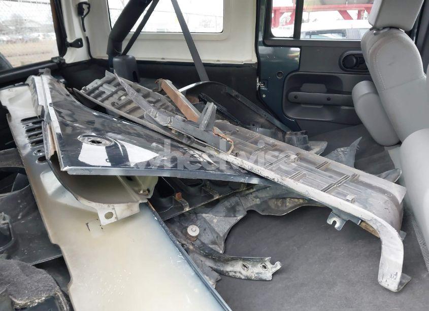 Photo 12 of 2007 Jeep Wrangler UNLIMITED SAHARA (VIN 1J4GA59147L184933)