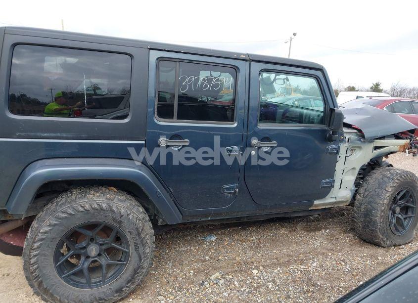 Photo 14 of 2007 Jeep Wrangler UNLIMITED SAHARA (VIN 1J4GA59147L184933)