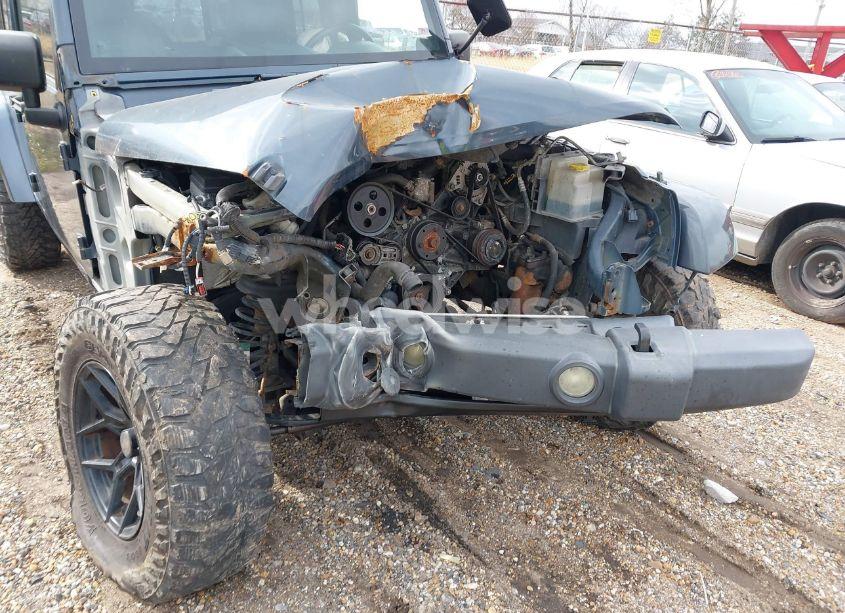 Photo 6 of 2007 Jeep Wrangler UNLIMITED SAHARA (VIN 1J4GA59147L184933)