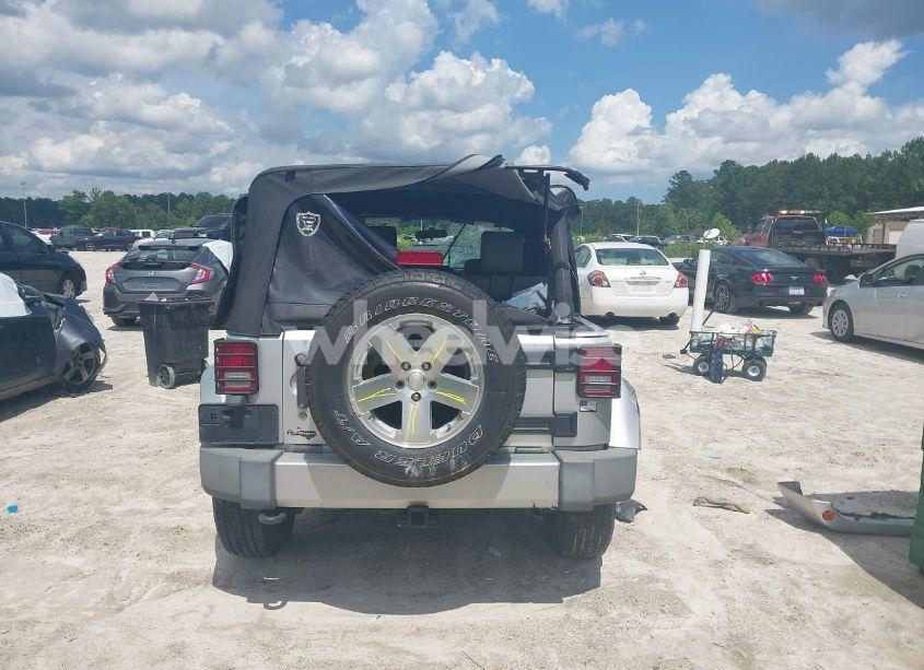 Photo 16 of 2009 Jeep Wrangler UNLIMITED SAHARA (VIN 1J4GA59149L720511)