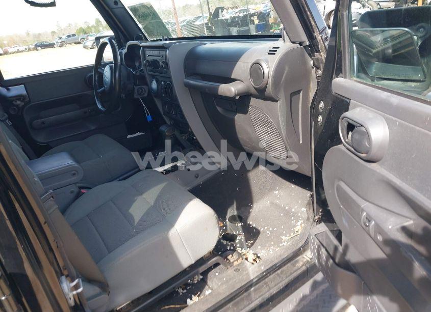 Photo 5 of 2007 Jeep Wrangler UNLIMITED SAHARA (VIN 1J4GA59157L187033)