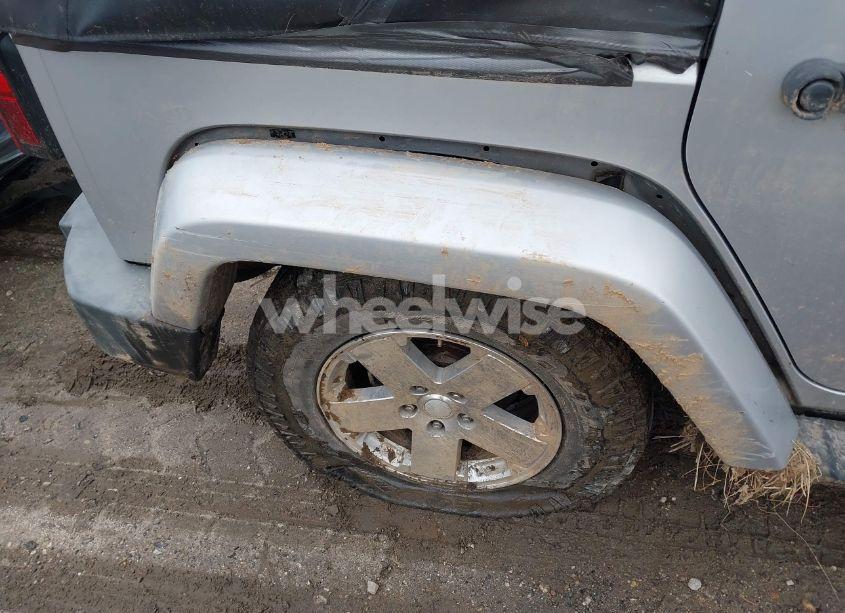 Photo 17 of 2008 Jeep Wrangler UNLIMITED SAHARA (VIN 1J4GA59158L501099)