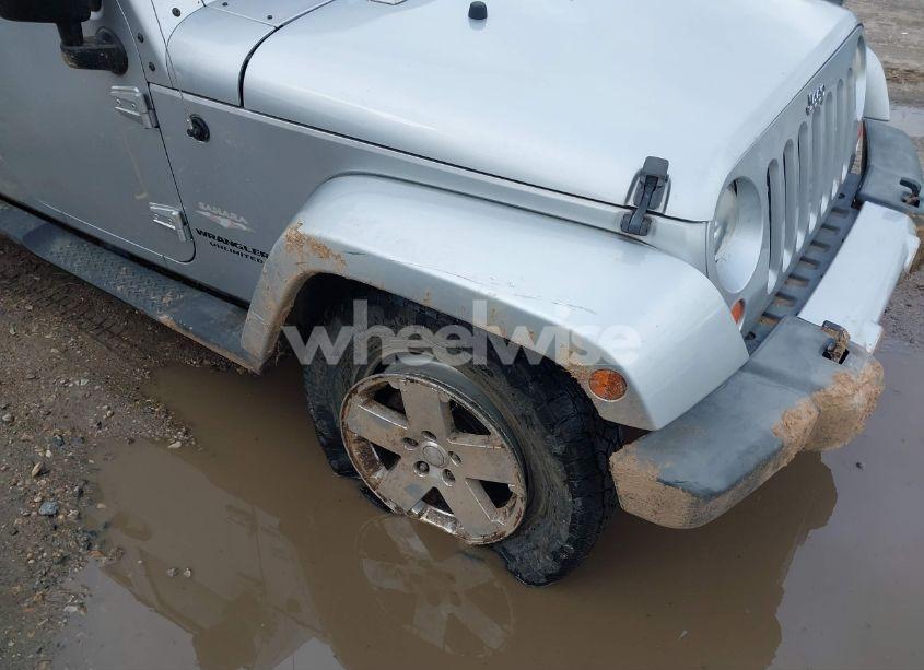 Photo 6 of 2008 Jeep Wrangler UNLIMITED SAHARA (VIN 1J4GA59158L501099)