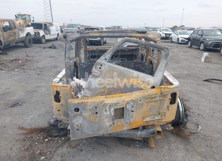 Photo 13 of 2008 Jeep Wrangler UNLIMITED SAHARA (VIN 1J4GA59158L525516)