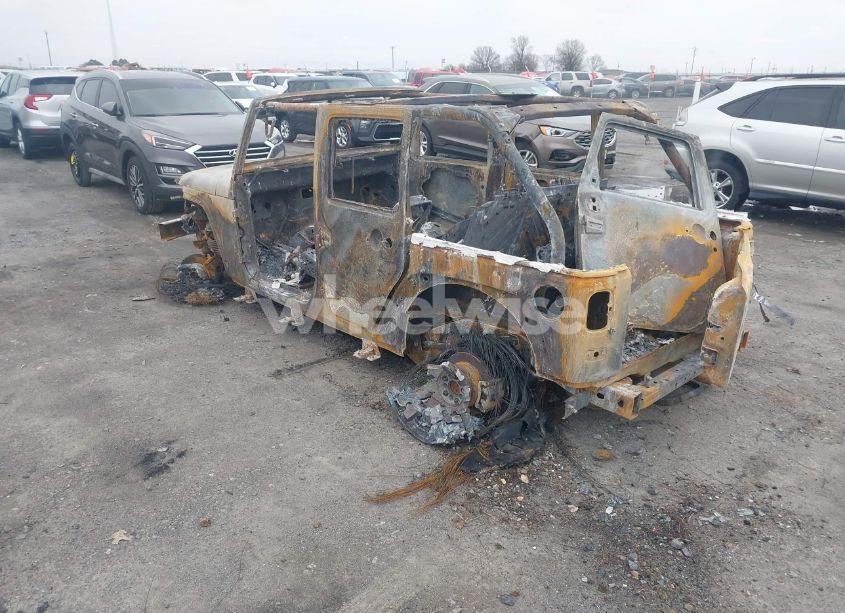 Photo 3 of 2008 Jeep Wrangler UNLIMITED SAHARA (VIN 1J4GA59158L525516)