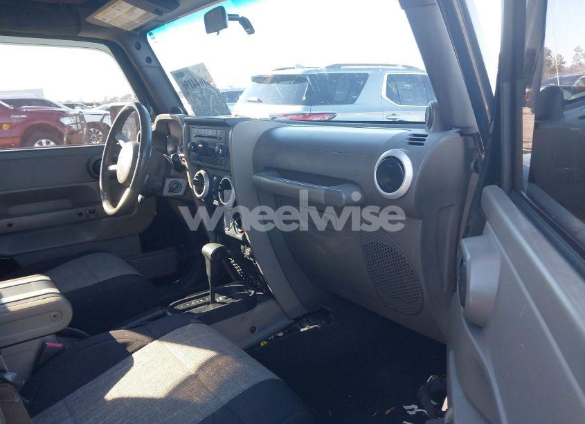 Photo 5 of 2009 Jeep Wrangler UNLIMITED SAHARA (VIN 1J4GA59159L759589)