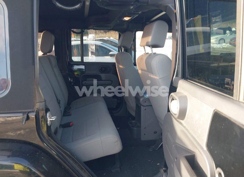 Photo 8 of 2007 Jeep Wrangler UNLIMITED SAHARA (VIN 1J4GA59167L166093)