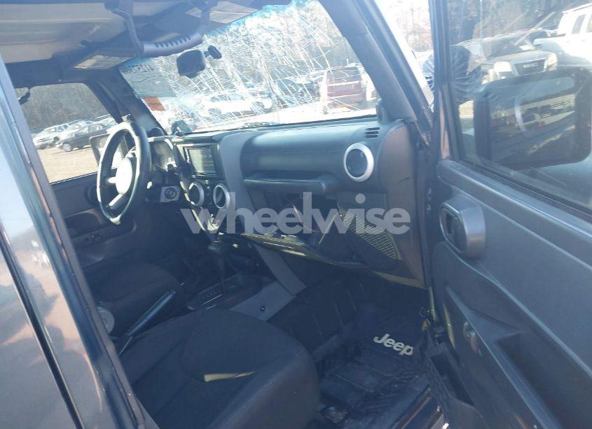 Photo 5 of 2008 Jeep Wrangler UNLIMITED SAHARA (VIN 1J4GA59168L518168)