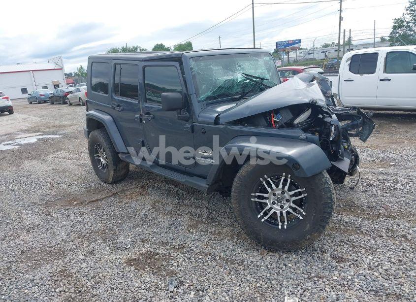 2008 Jeep Wrangler UNLIMITED SAHARA (VIN 1J4GA59168L624524) main photo