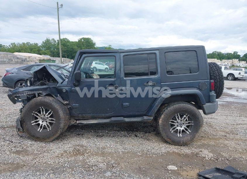 Photo 14 of 2008 Jeep Wrangler UNLIMITED SAHARA (VIN 1J4GA59168L624524)