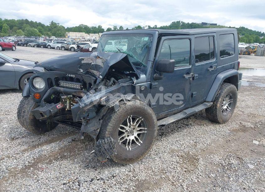 Photo 2 of 2008 Jeep Wrangler UNLIMITED SAHARA (VIN 1J4GA59168L624524)