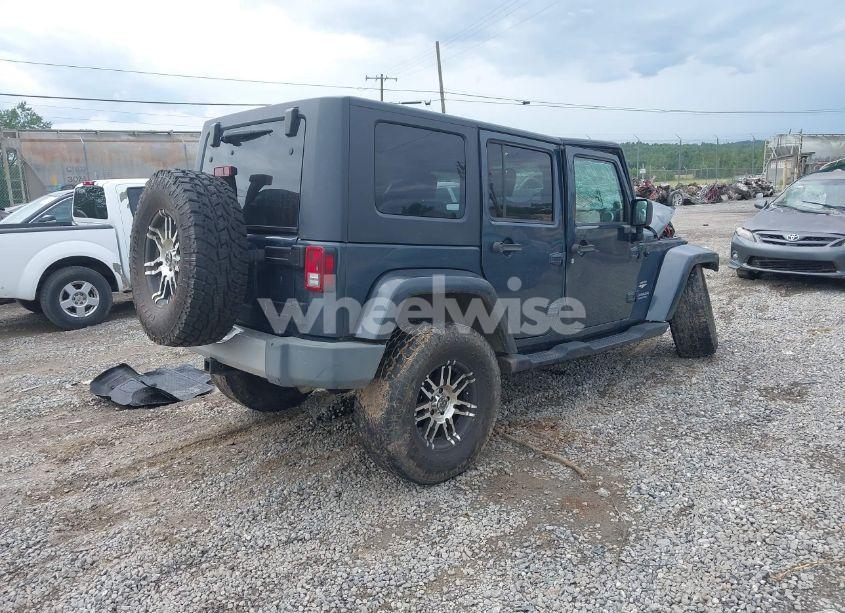 Photo 4 of 2008 Jeep Wrangler UNLIMITED SAHARA (VIN 1J4GA59168L624524)