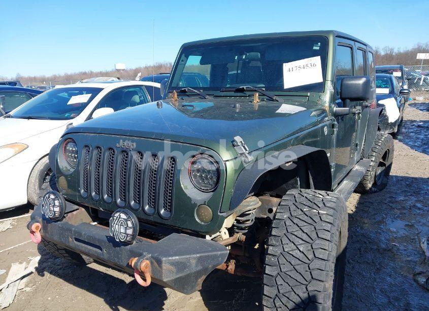 Photo 2 of 2009 Jeep Wrangler UNLIMITED SAHARA (VIN 1J4GA59169L721675)