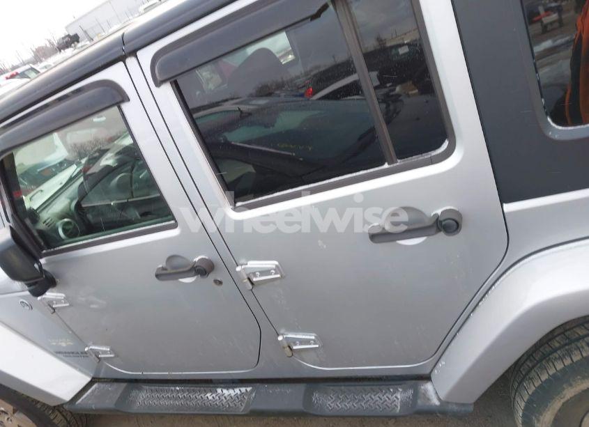 Photo 14 of 2009 Jeep Wrangler UNLIMITED SAHARA (VIN 1J4GA59169L735947)