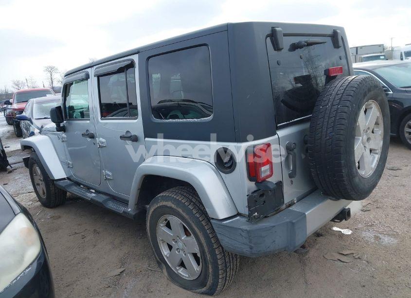 Photo 3 of 2009 Jeep Wrangler UNLIMITED SAHARA (VIN 1J4GA59169L735947)