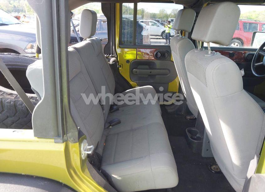 Photo 8 of 2007 Jeep Wrangler UNLIMITED SAHARA (VIN 1J4GA59177L182593)