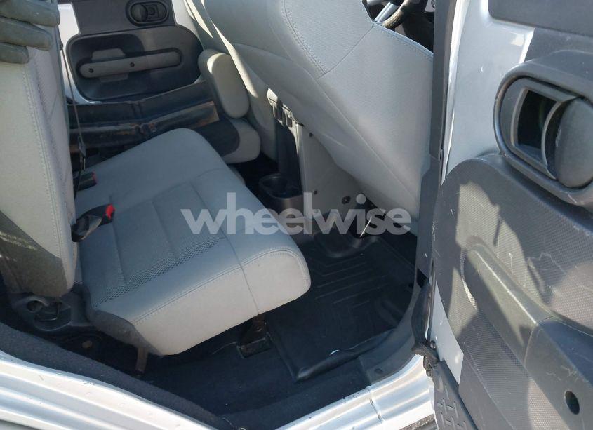 Photo 8 of 2008 Jeep Wrangler UNLIMITED SAHARA (VIN 1J4GA59178L542589)