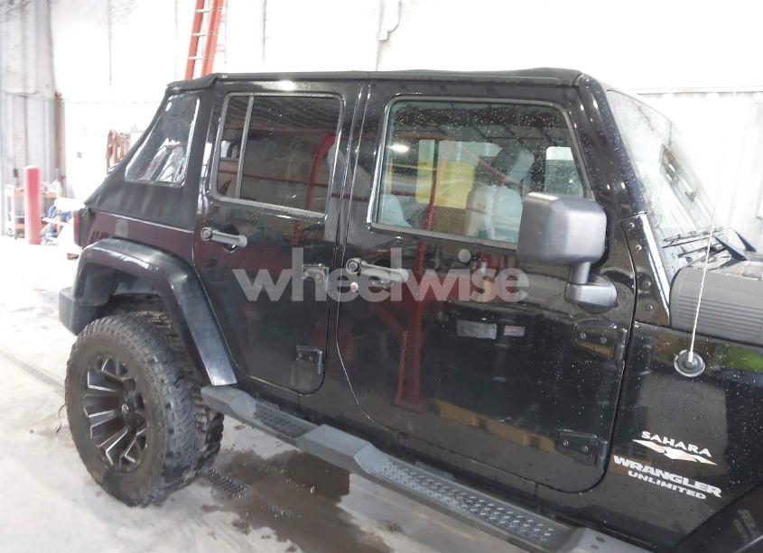 Photo 13 of 2009 Jeep Wrangler UNLIMITED SAHARA (VIN 1J4GA59179L719384)