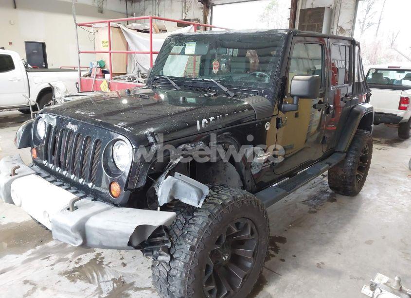 Photo 2 of 2009 Jeep Wrangler UNLIMITED SAHARA (VIN 1J4GA59179L719384)