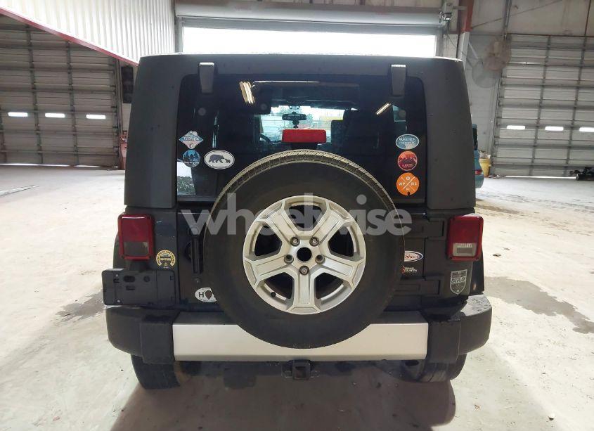 Photo 16 of 2008 Jeep Wrangler UNLIMITED SAHARA (VIN 1J4GA59188L573835)