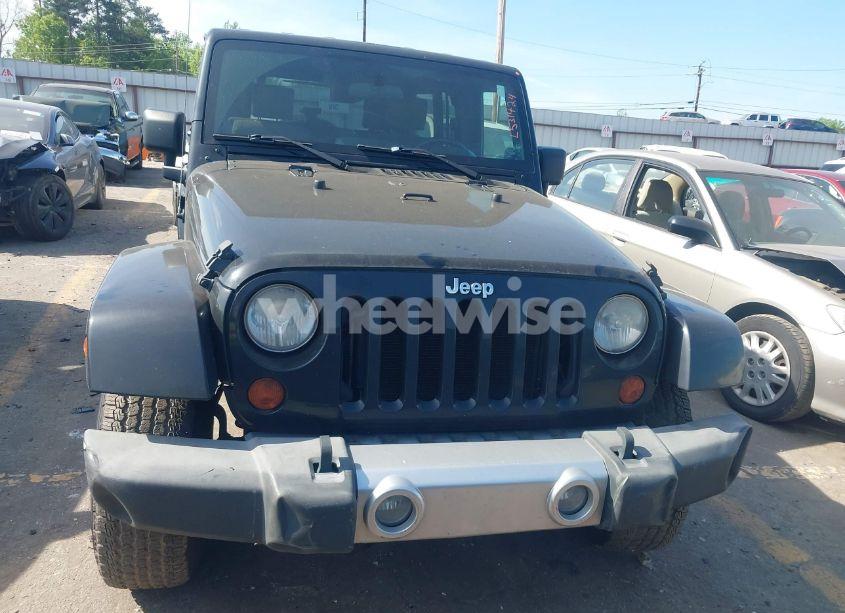 Photo 12 of 2008 Jeep Wrangler UNLIMITED SAHARA (VIN 1J4GA59198L531724)