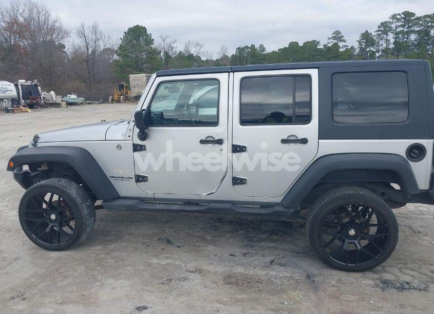 Photo 14 of 2007 Jeep Wrangler UNLIMITED SAHARA (VIN 1J4GA591X7L138670)