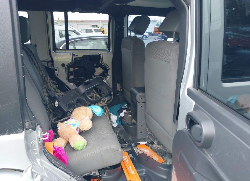 Photo 8 of 2007 Jeep Wrangler UNLIMITED SAHARA (VIN 1J4GA591X7L175752)