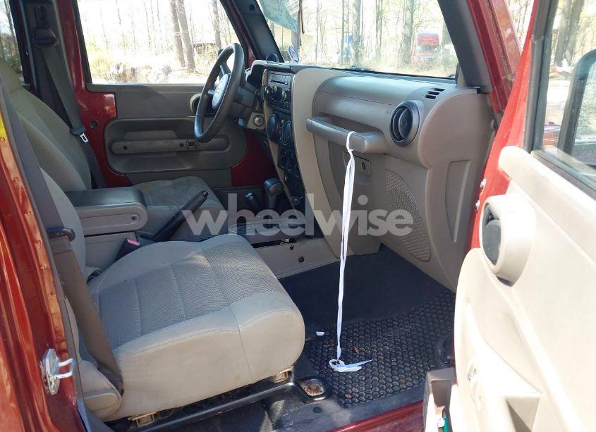 Photo 5 of 2007 Jeep Wrangler UNLIMITED SAHARA (VIN 1J4GA591X7L187142)