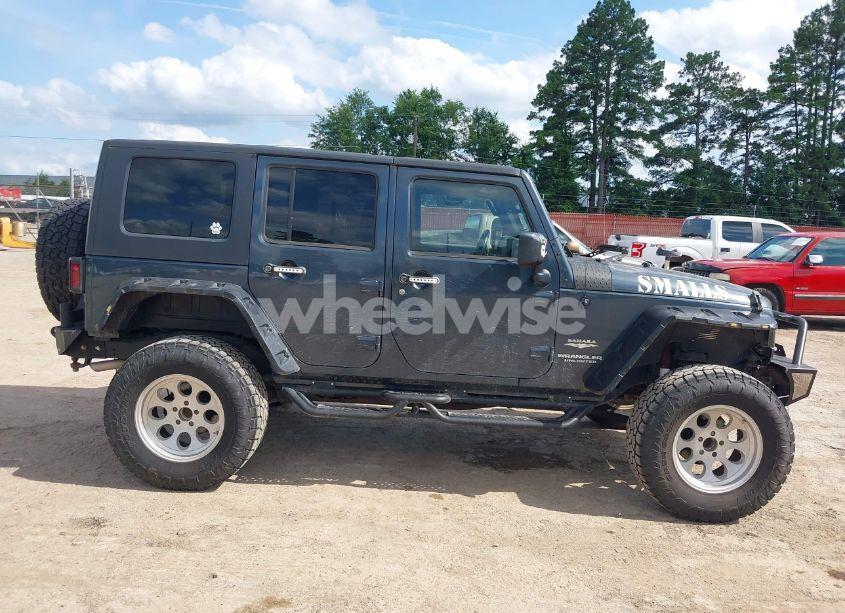 Photo 13 of 2008 Jeep Wrangler UNLIMITED SAHARA (VIN 1J4GA591X8L520621)