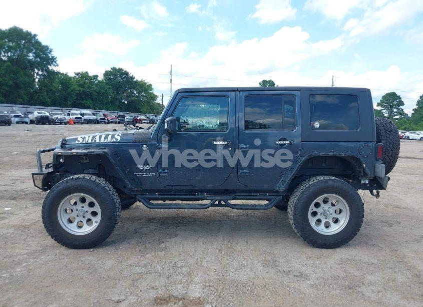 Photo 14 of 2008 Jeep Wrangler UNLIMITED SAHARA (VIN 1J4GA591X8L520621)