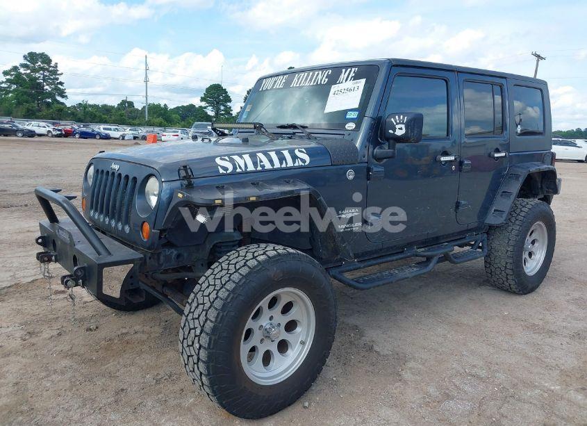 Photo 2 of 2008 Jeep Wrangler UNLIMITED SAHARA (VIN 1J4GA591X8L520621)