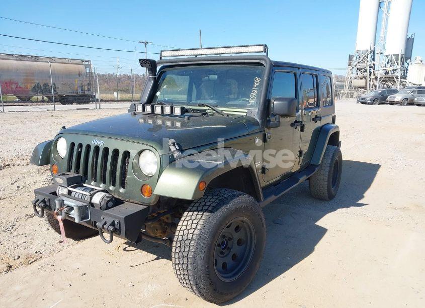 Photo 2 of 2008 Jeep Wrangler (VIN 1J4GA591X8L625692)