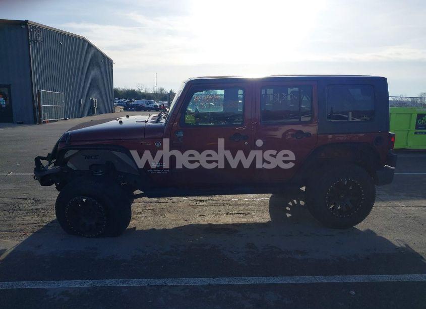 Photo 14 of 2009 Jeep Wrangler UNLIMITED SAHARA (VIN 1J4GA591X9L701493)