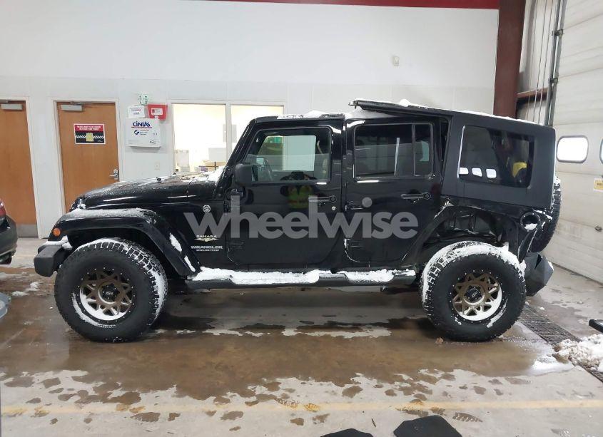 Photo 14 of 2009 Jeep Wrangler UNLIMITED SAHARA (VIN 1J4GA591X9L705804)